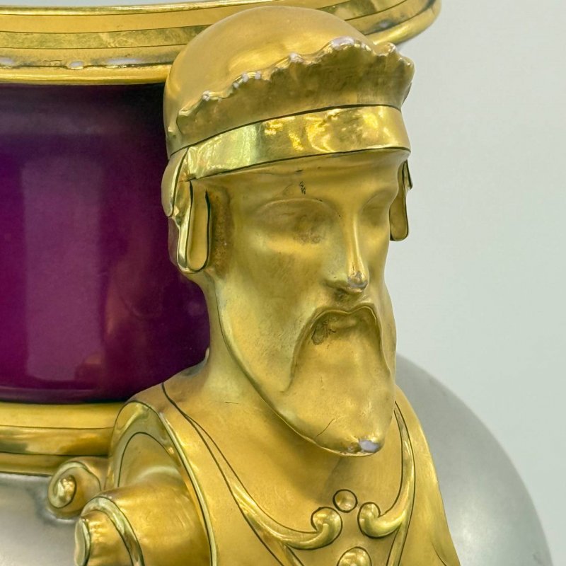 Очень редкая старинная ваза в стиле неоклассицизма 