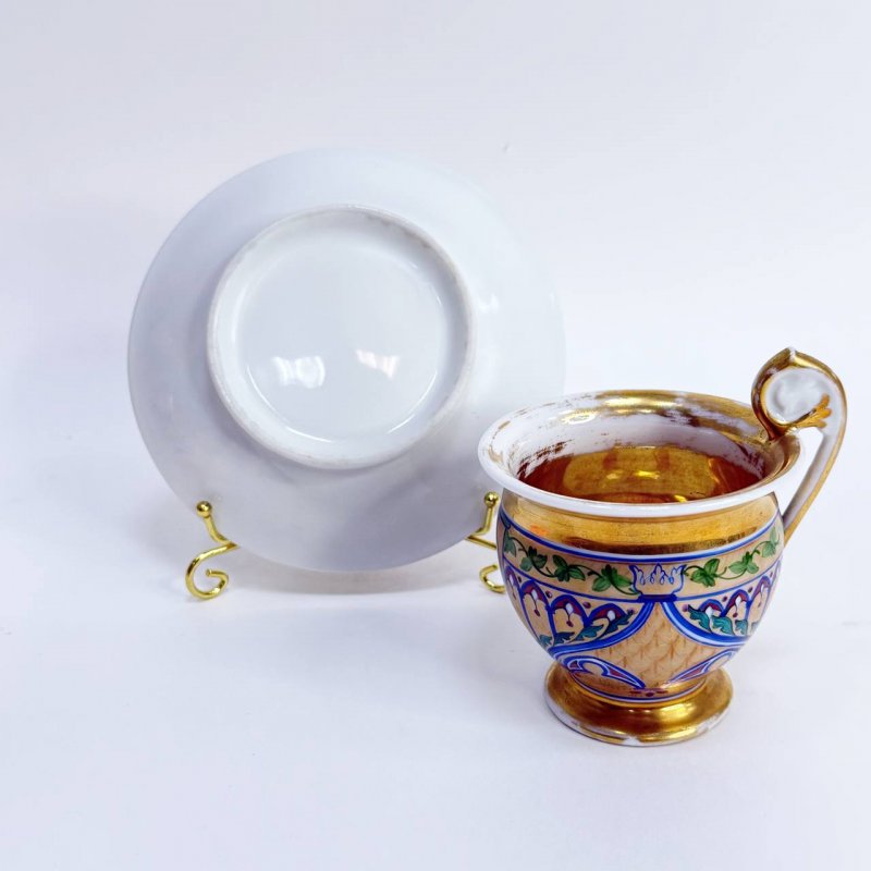 Завод Ф.С. Батенина. Старинная фарфоровая чашка с блюдцем