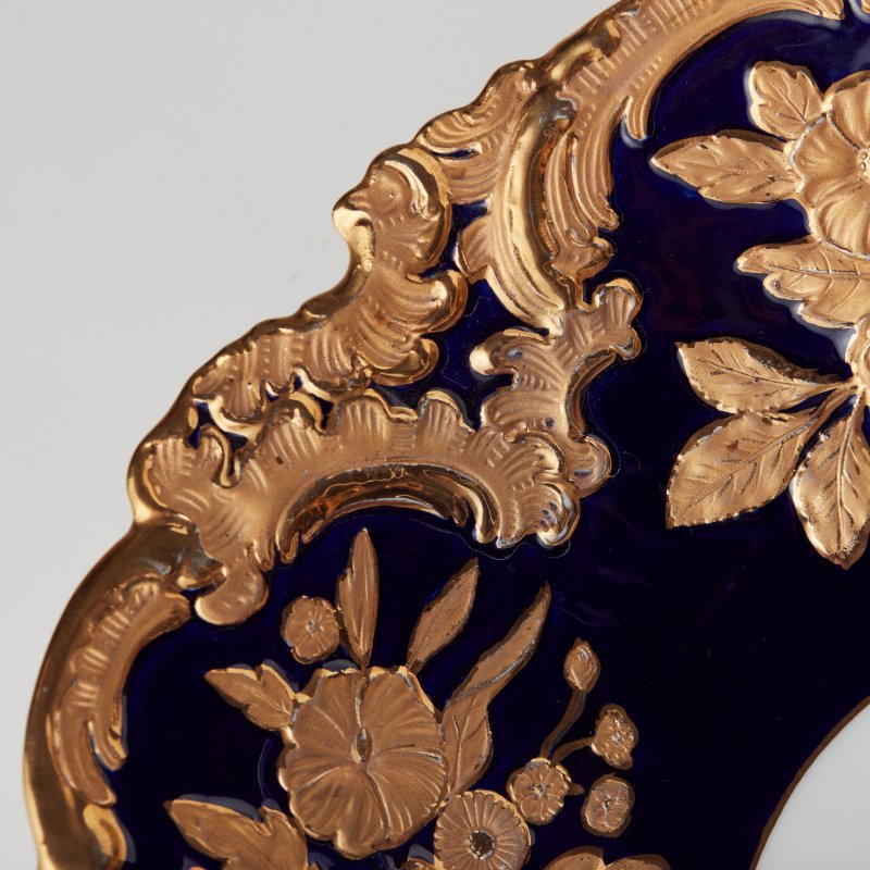 Блюдо Meissen золото кобальт цветочная роспись