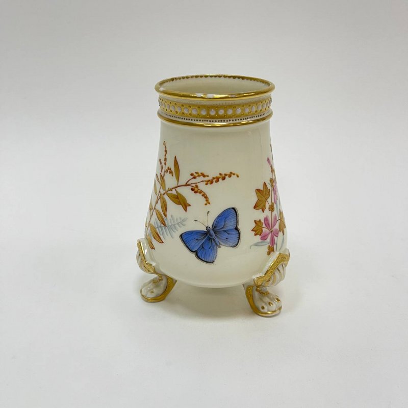  Вазочка Royal Worcester 1881 Англия