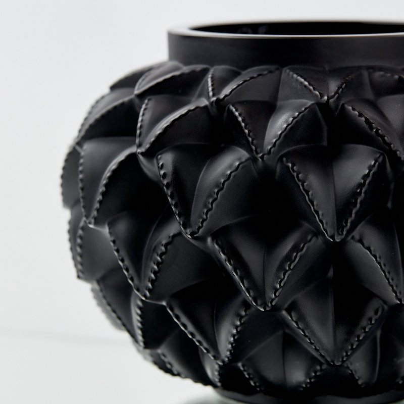 Коллекционная хрустальная ваза Languedoc Lalique