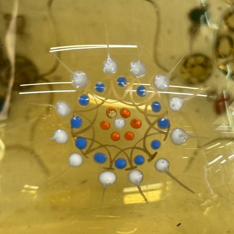 Графин из зеленого стекла с крышкой