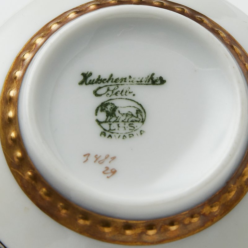 Чашка с блюдцем