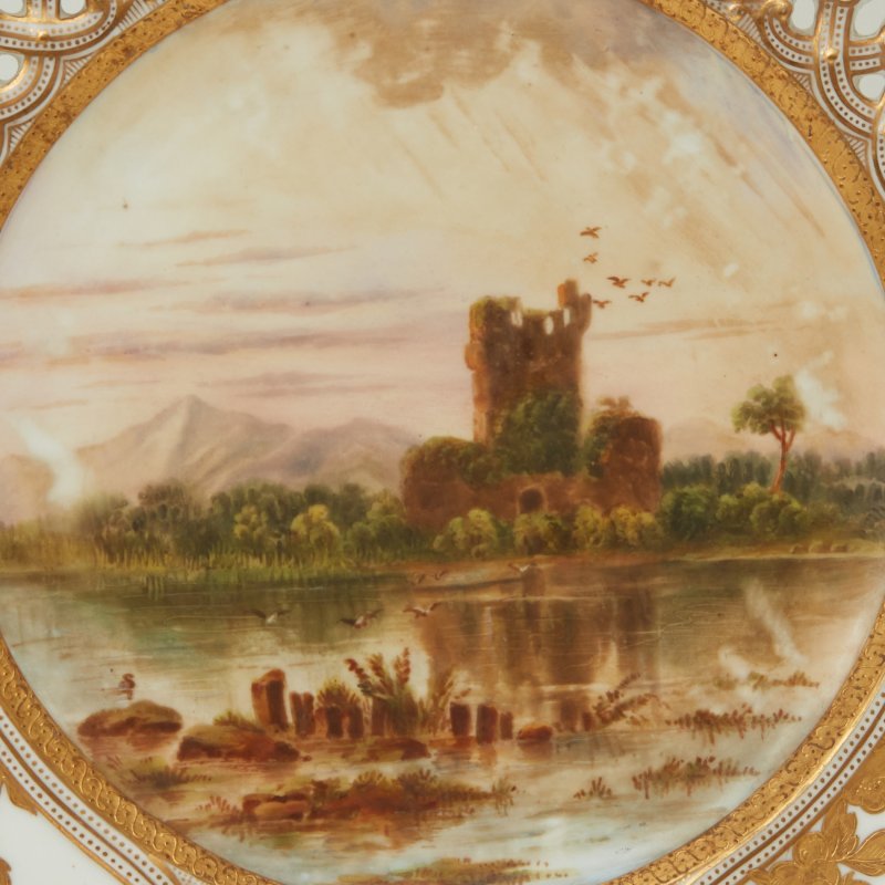 Тарелка с пейзажем Coalport 1875-1881гг ROSE CASTLE KILLARNEY