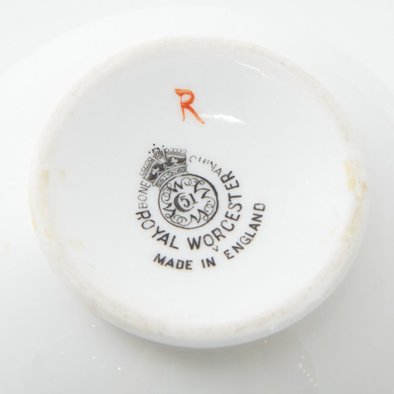 Чашка с блюдцем Royal Worcester