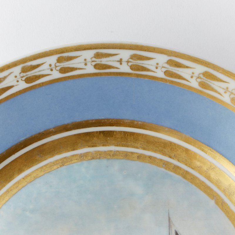 Предмет музейного уровня! Старинная тарелка Вид крепости города Санкт-Петербурга