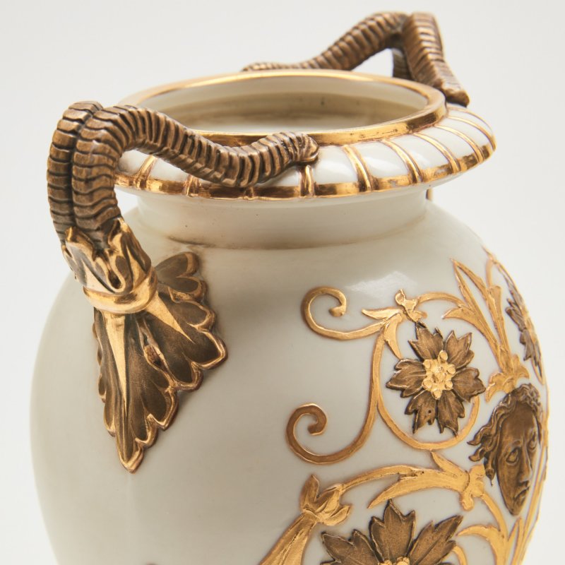 Старинная ваза ручной работы, период Grainger