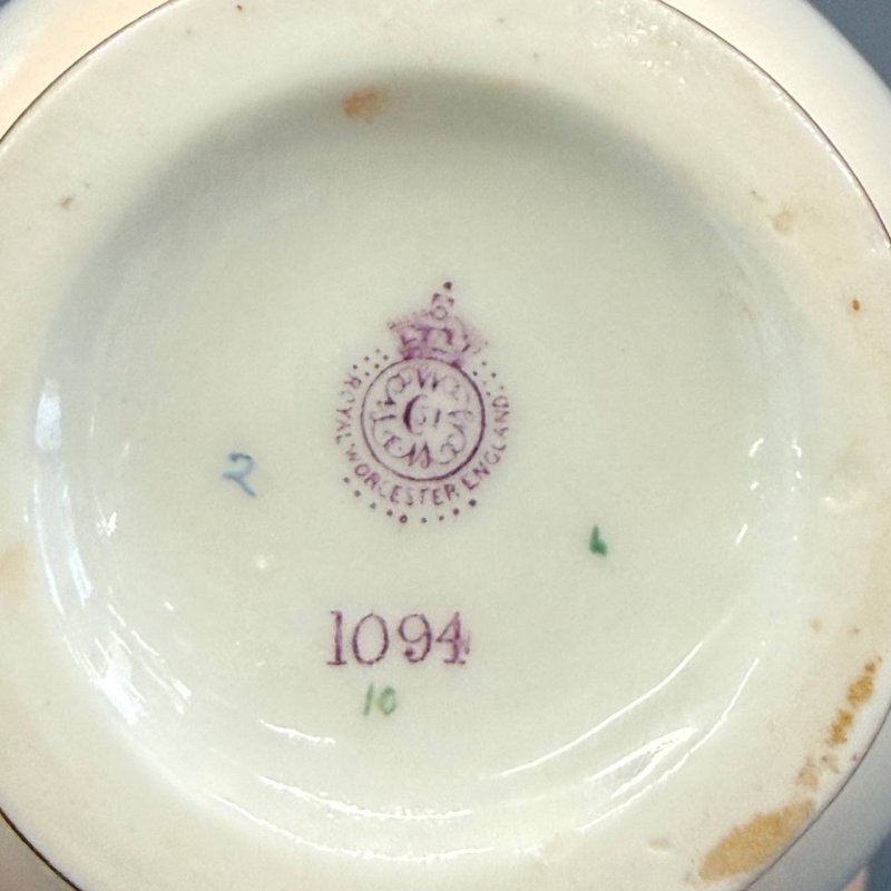 Коллекционный антикварный кувшин Royal Worcester