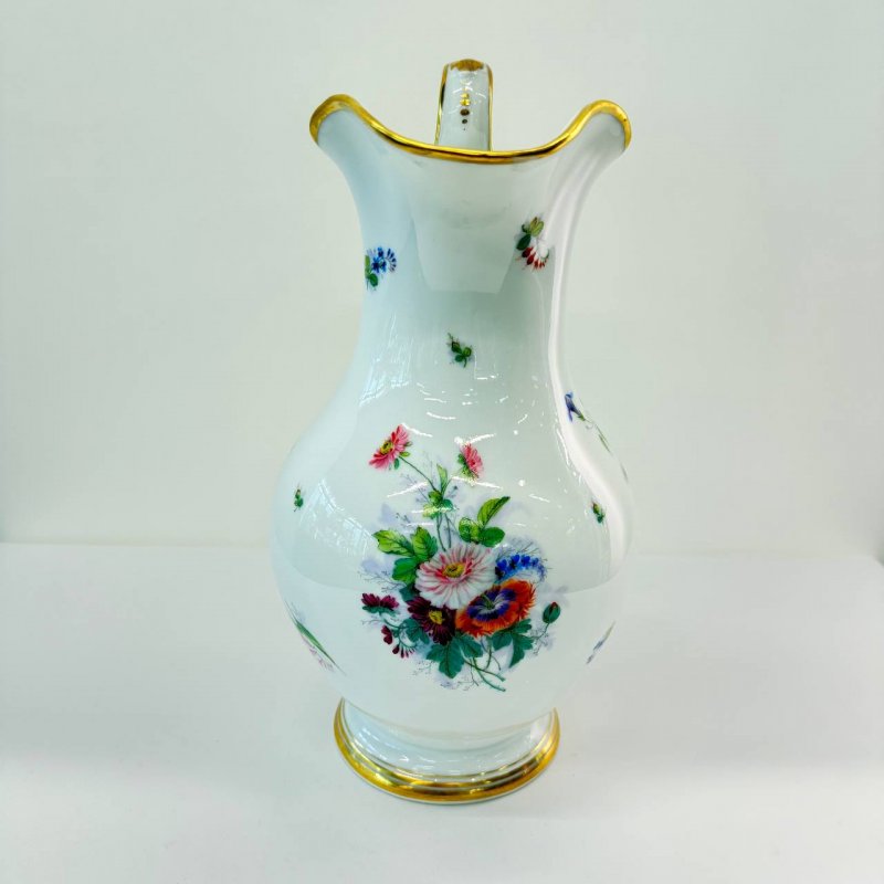 Большой старинный кувшин для воды (к)