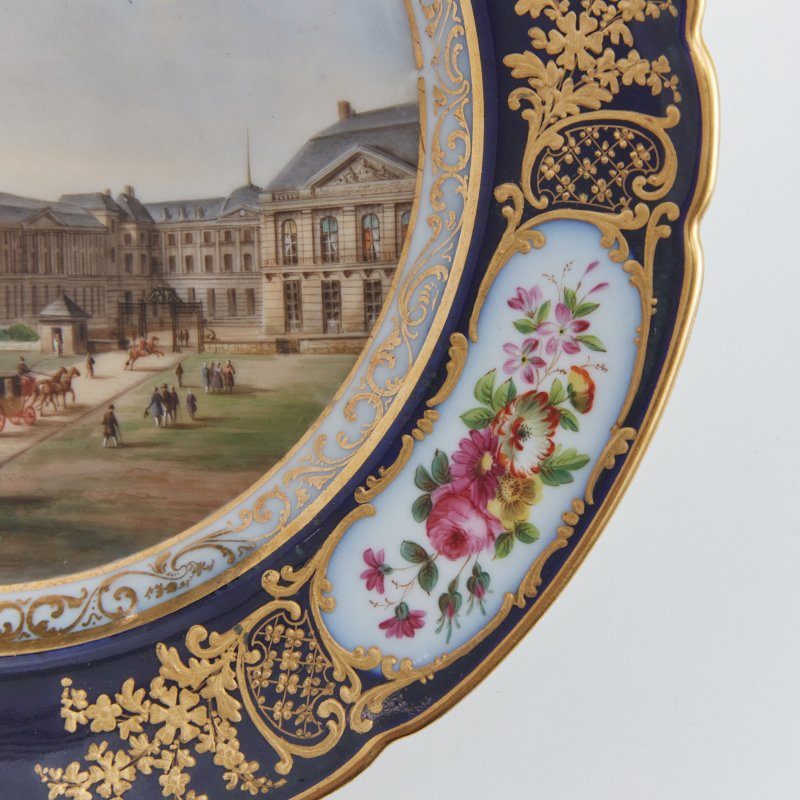 Старинная коллекционная тарелка Замок Сен-Клу