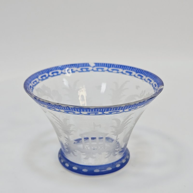 Чаша бело-синее стекло Egermann Чехия