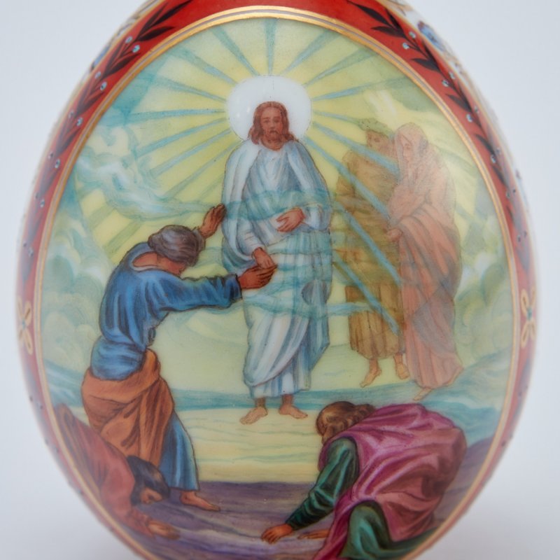 Шедевр! Фарфоровое пасхальное яйцо с изображением Преображения Господня
