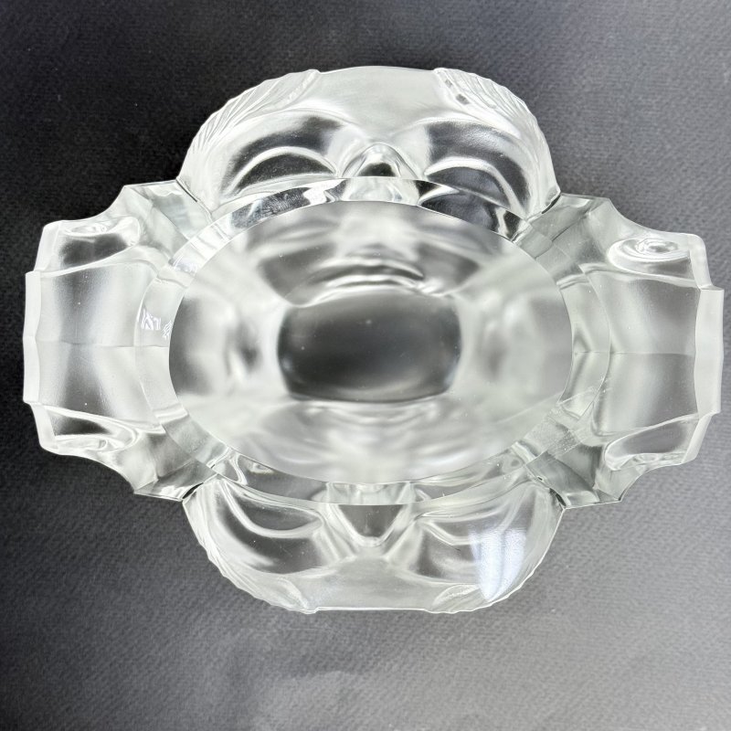 Ваза в стиле Артдеко из сатинового стекла дизайн 1930г. Г. Хоффманн Чехия 21 в