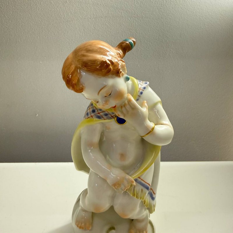 Фигурка с изображением одного из знаков Зодиака: Дева Meissen 1951г