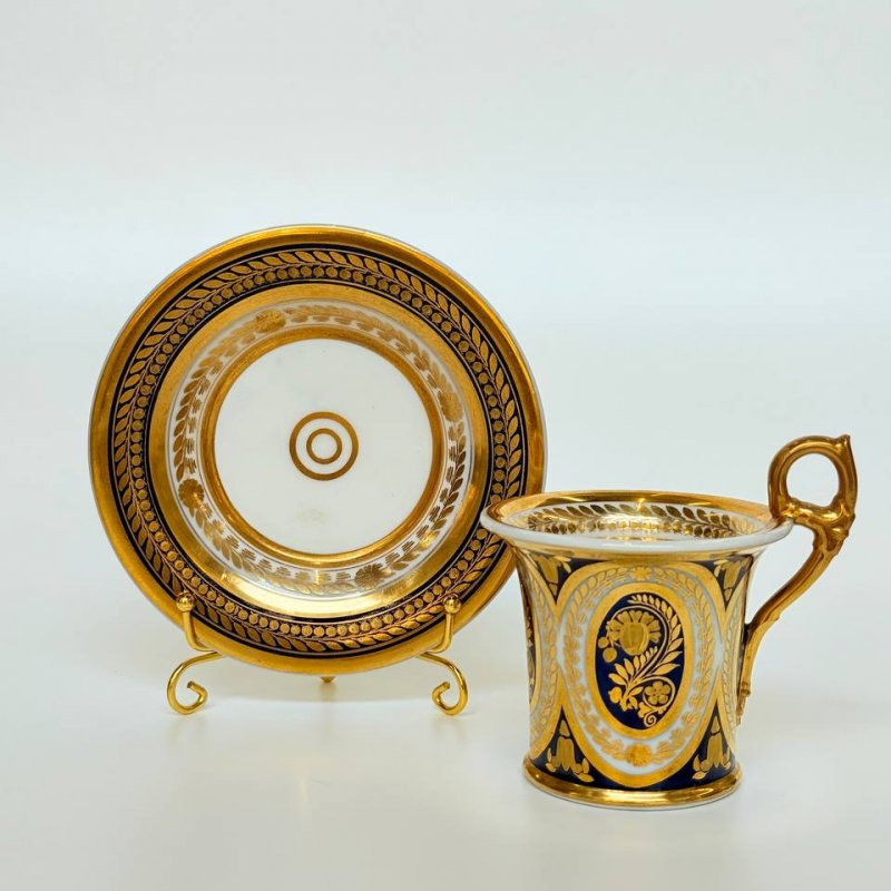 Чашка с блюдцем для шоколада