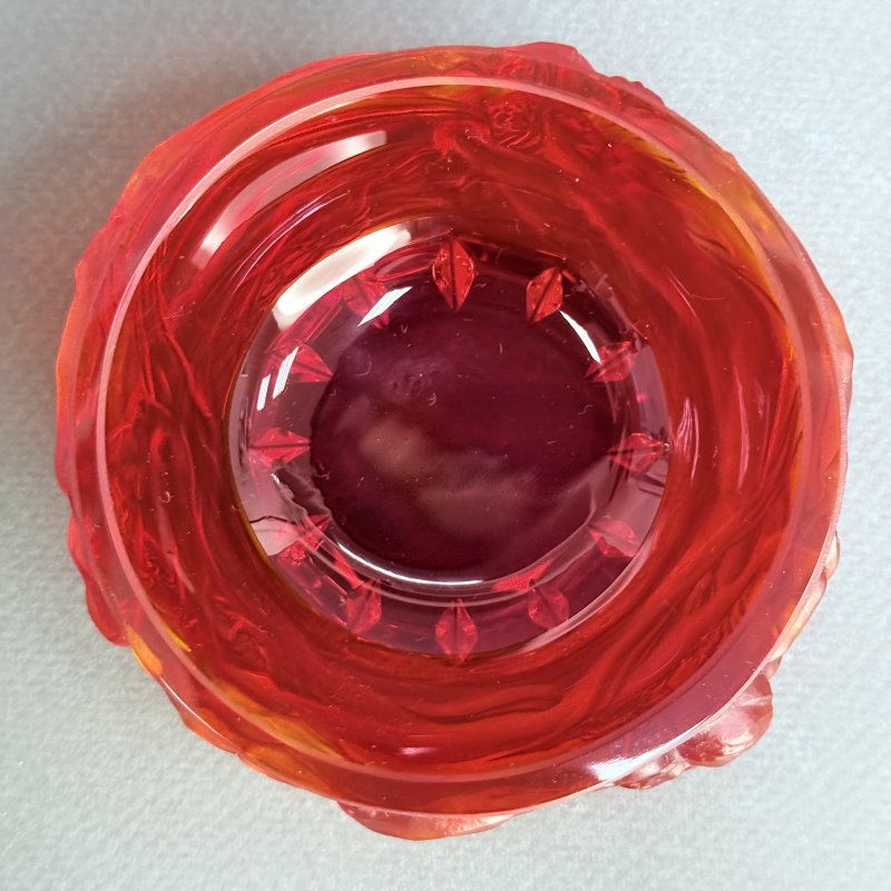 Шкатулка для украшений в стиле Артдеко из красного стекла дизайн 1930г. Г. Хоффманн Чехия 21 в