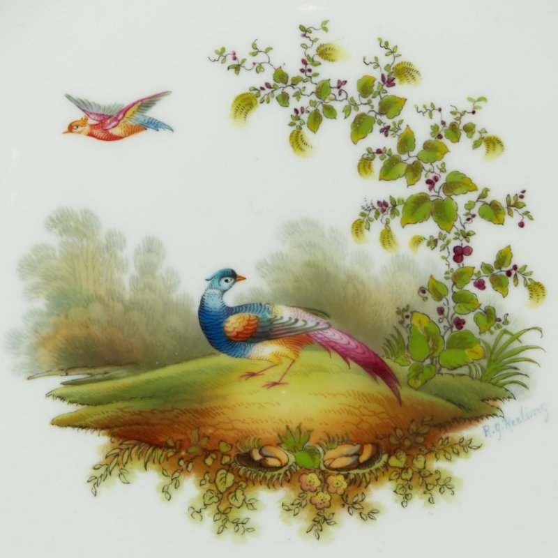 Английская фарфоровая тарелка с птицами