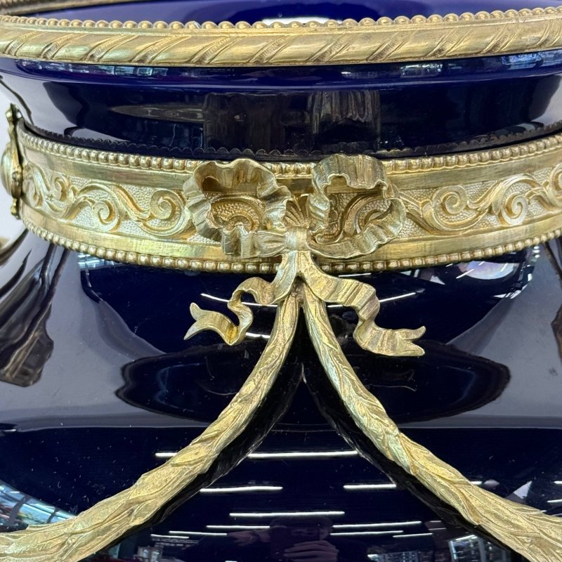 Старинная большая кобальтовая ваза