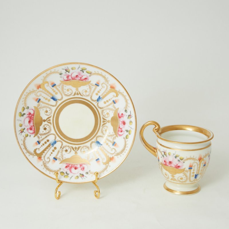 Чашка с блюдцем Розовые цветы позолота Davenport 1820г