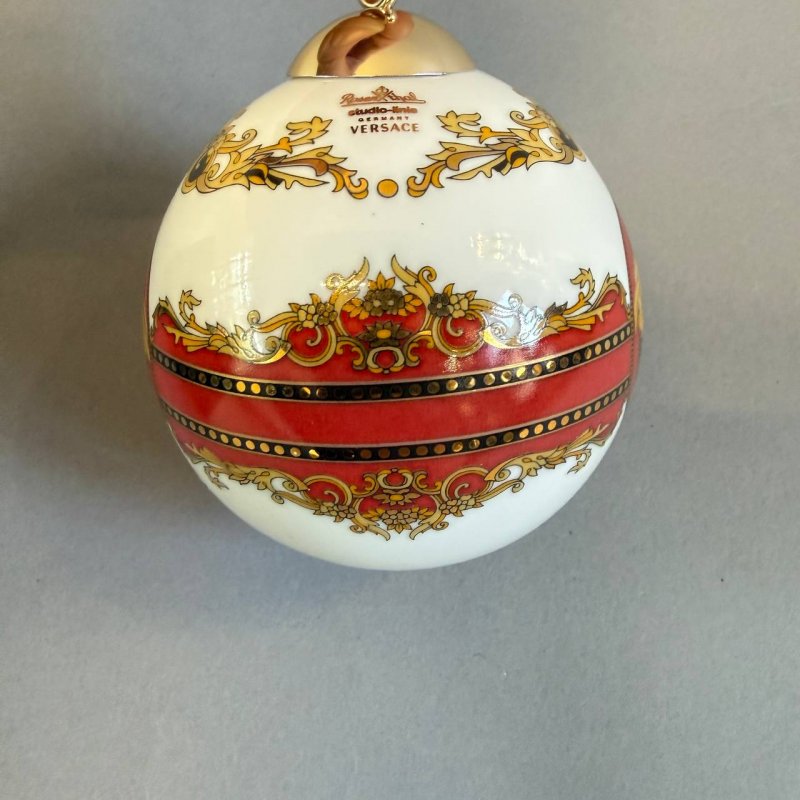 Комплект елочных украшений (колокольчик и шар)