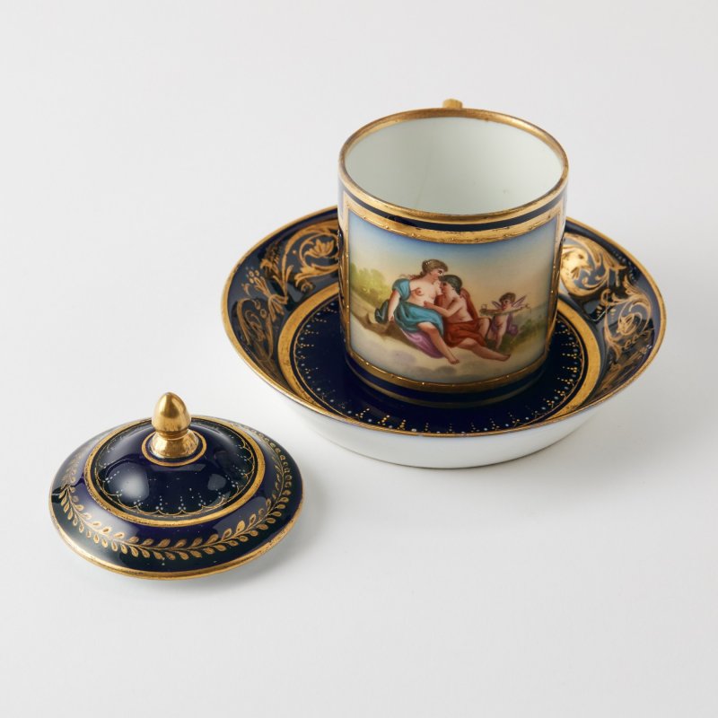 Чашка для горячего шоколада с блюдцем в стиле Royal Vienna