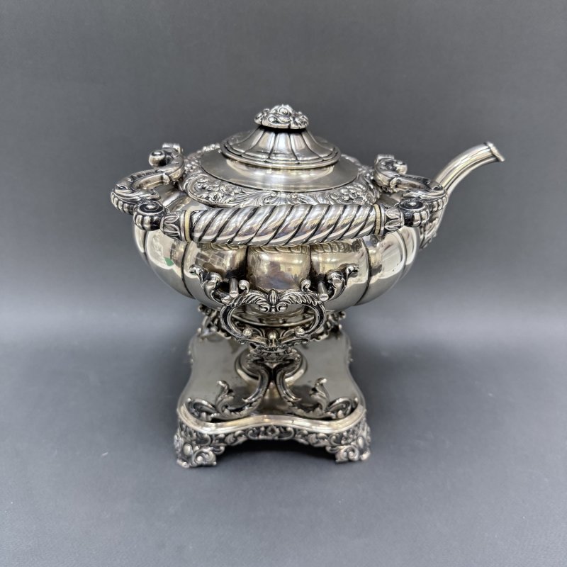 Старинная бульотка в стиле романтизма. (к)