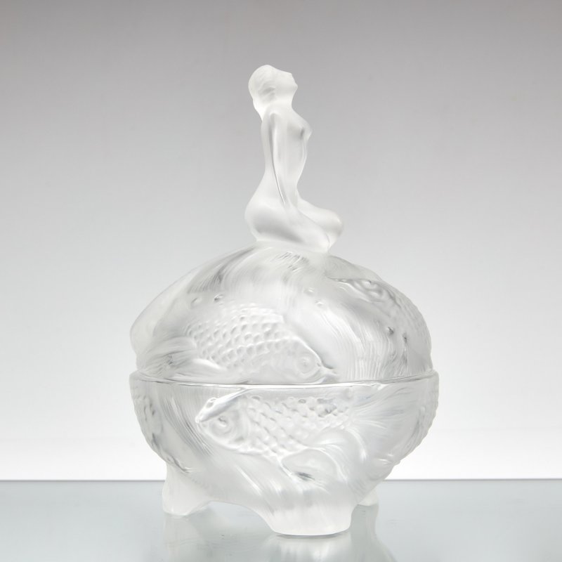 Шкатулка для украшений из прозрачного матового стекла в стиле ар-деко