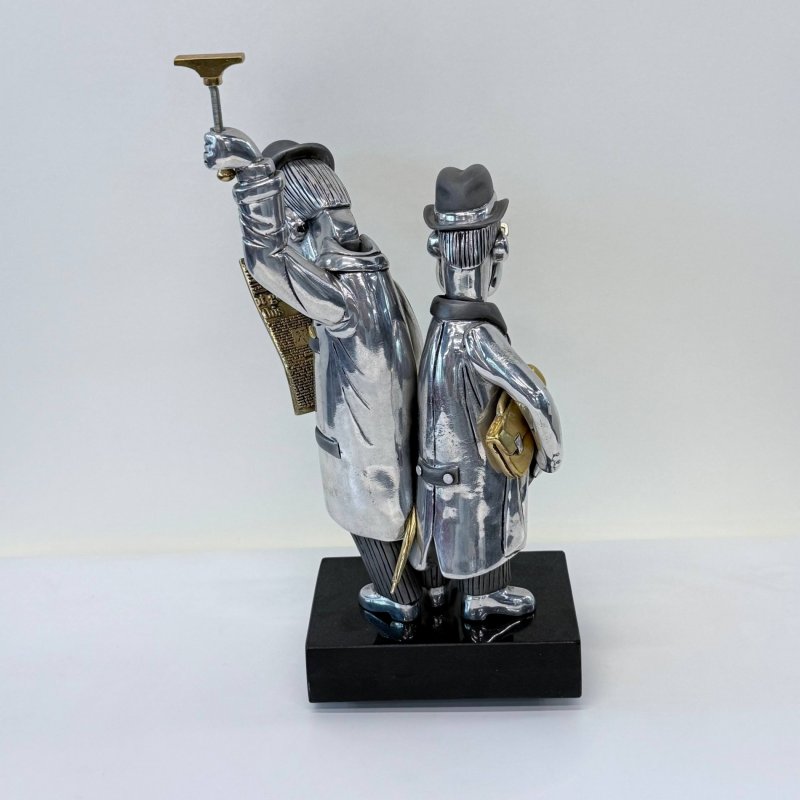 Металлическая скульптура «Метро» - Франк Майслер. (к)