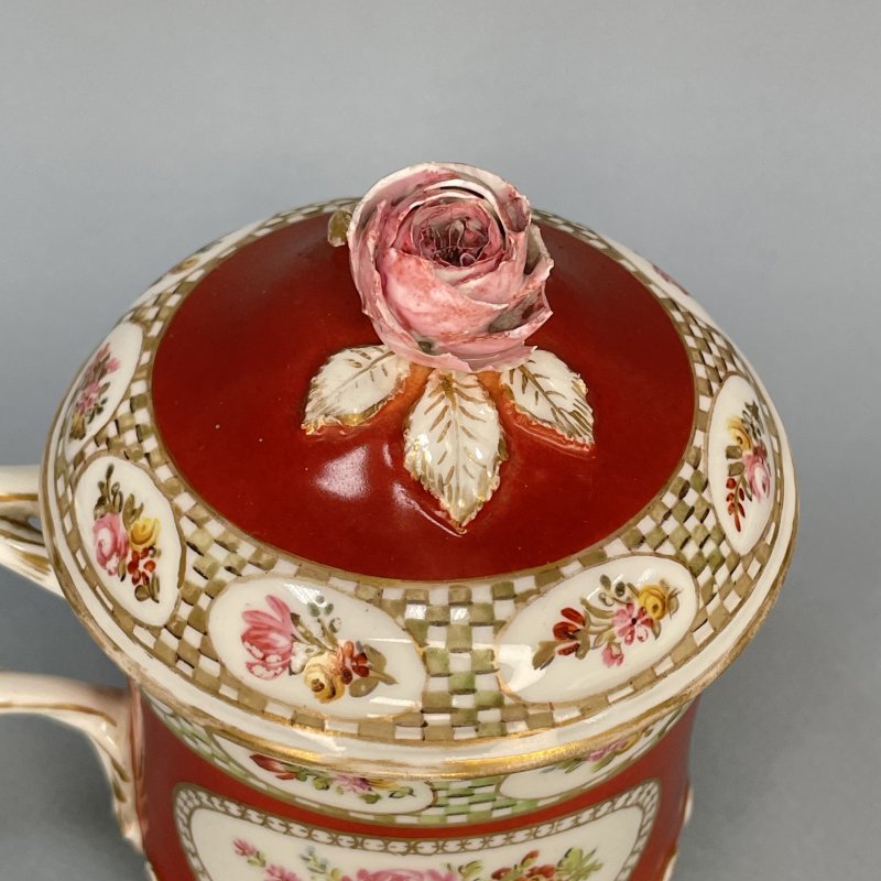 Чашка с крышкой Meissen период Марколини 1774 г