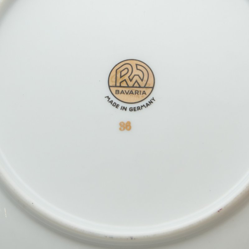 Тарелка зеленая цветы