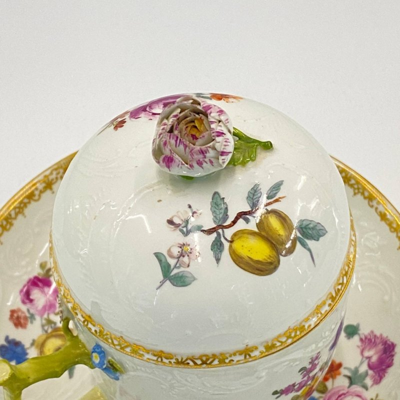 Чашка для шоколада  с крышкой и блюдцем (тройка) Meissen 1745-1755гг