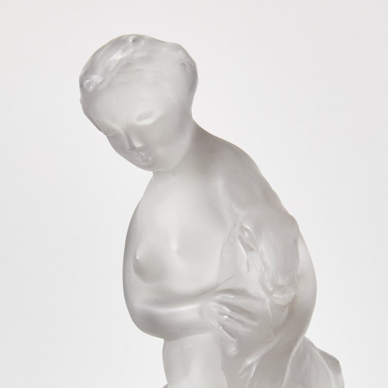 Хрустальная статуэтка Diana with Lamb (Диана с ягнёнком).