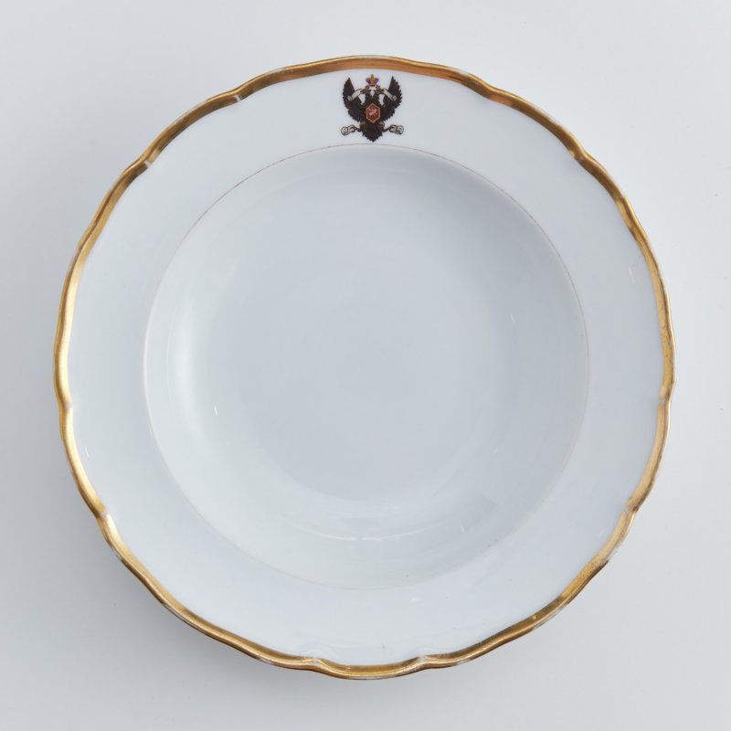 Тарелка суповая братья Корниловы с гербом