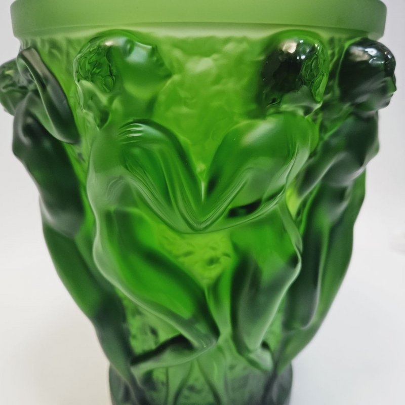 Хрустальная ваза зеленая «Bacchantes» Вакханки Модель 1927 года