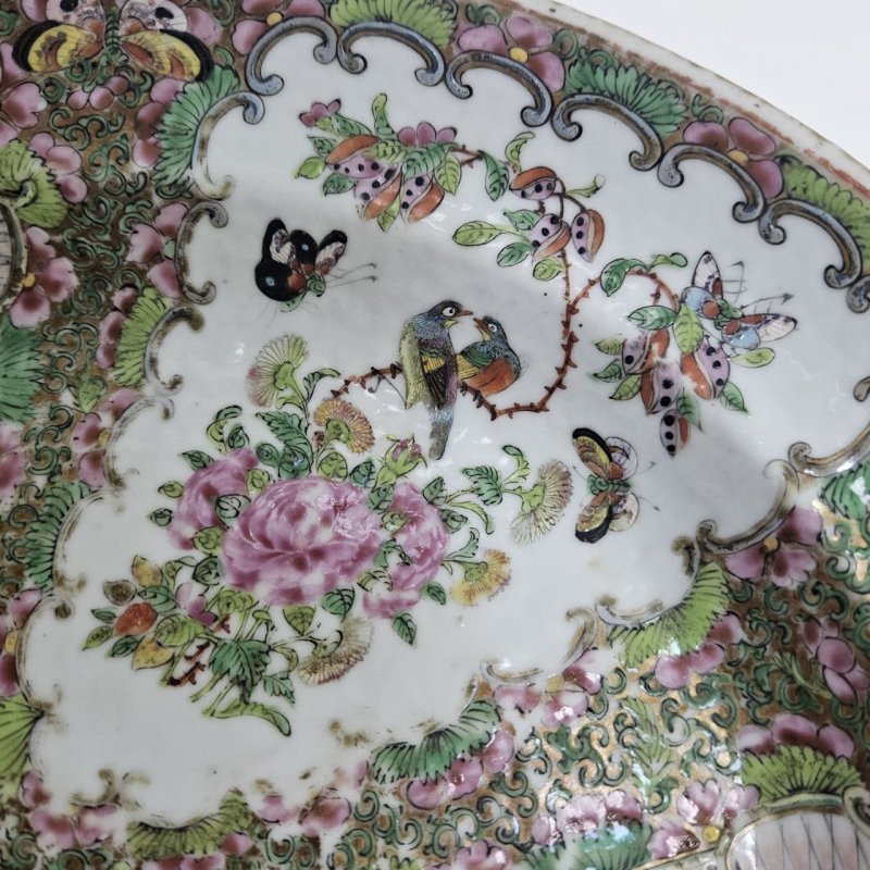 Блюдо овальное фарфор Китай розовое семейство 1830-40