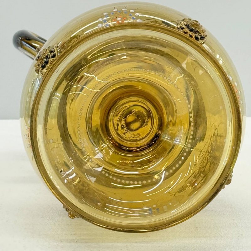 Графин из зеленого стекла с крышкой