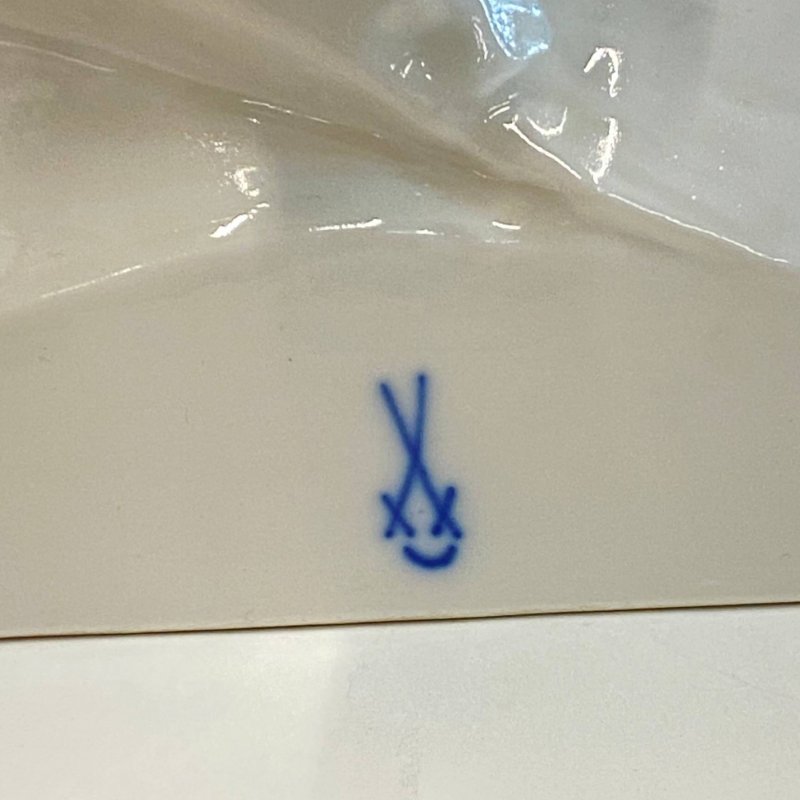 Скульптура «Орел на скале»