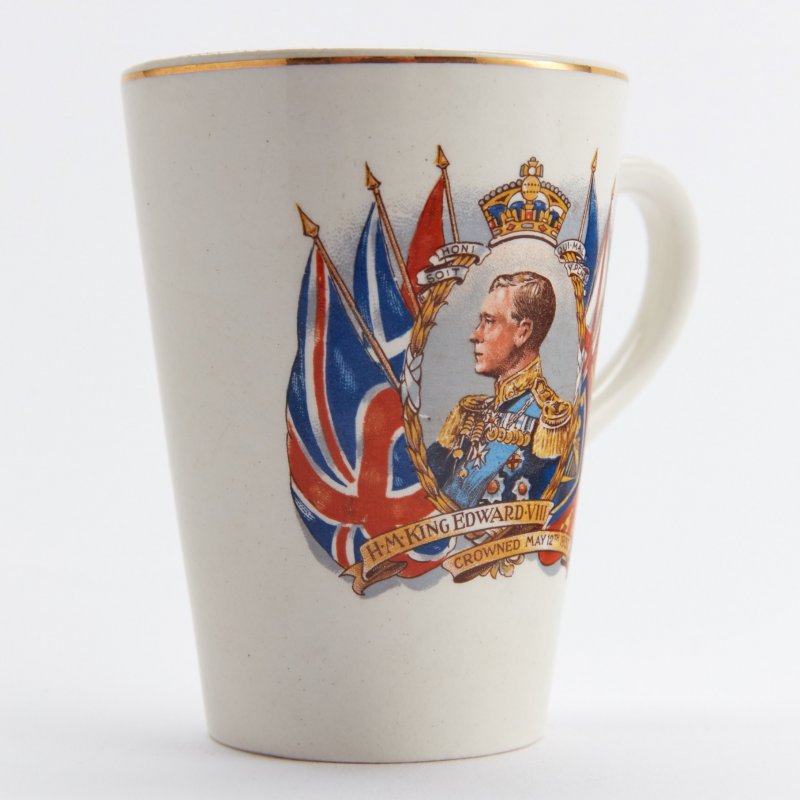 Коллекционная коронационная кружка Эдварда VIII