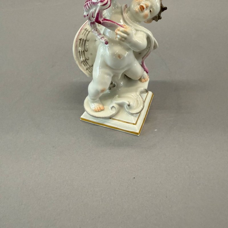 Фигурка с изображением одного из знаков Зодиака: Скорпиона Meissen 1951г	