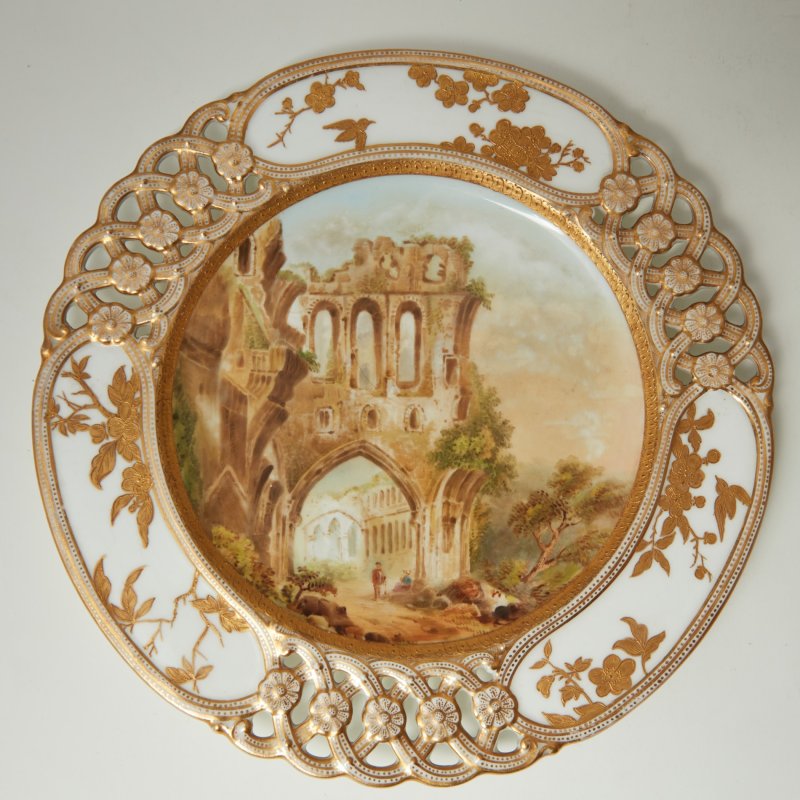 Тарелка с пейзажем 1875-1881 LLANTONY ABBEY