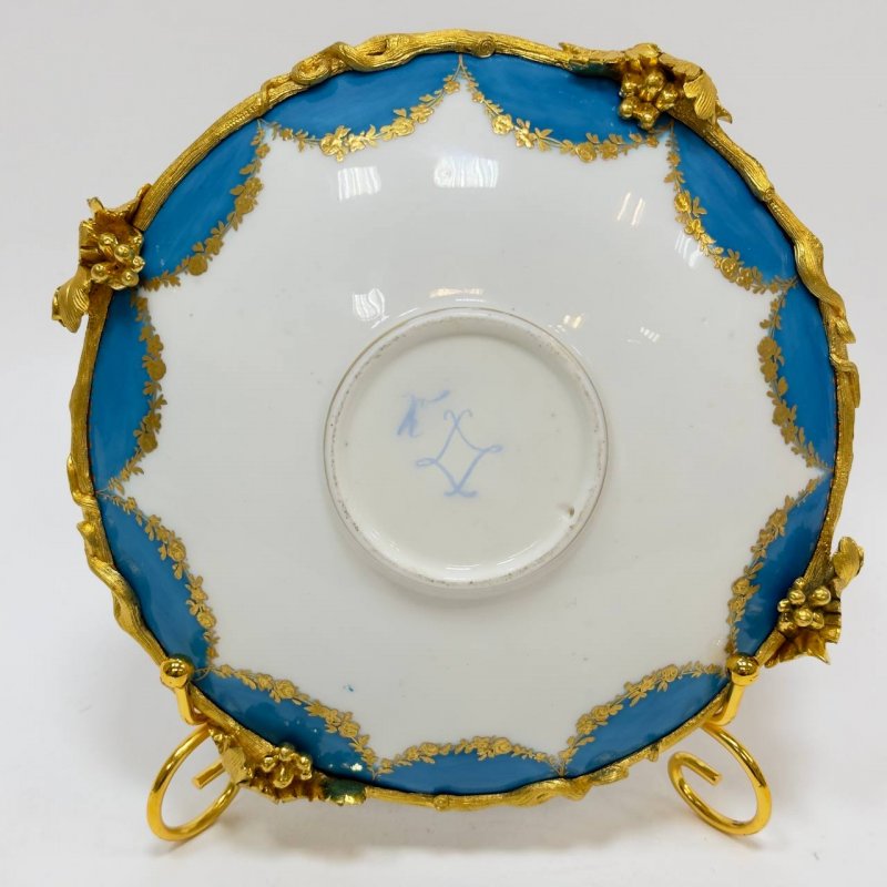 Редкое сервировочное блюдо Sevres 1760е г 