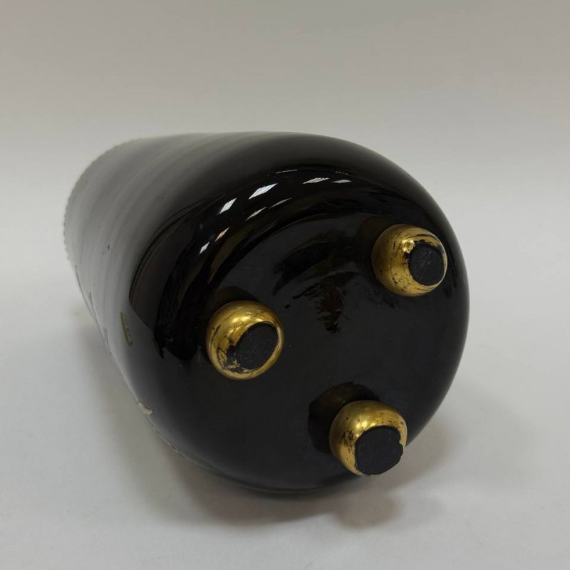 Ваза из черного стекла Thomas Webb & Sons