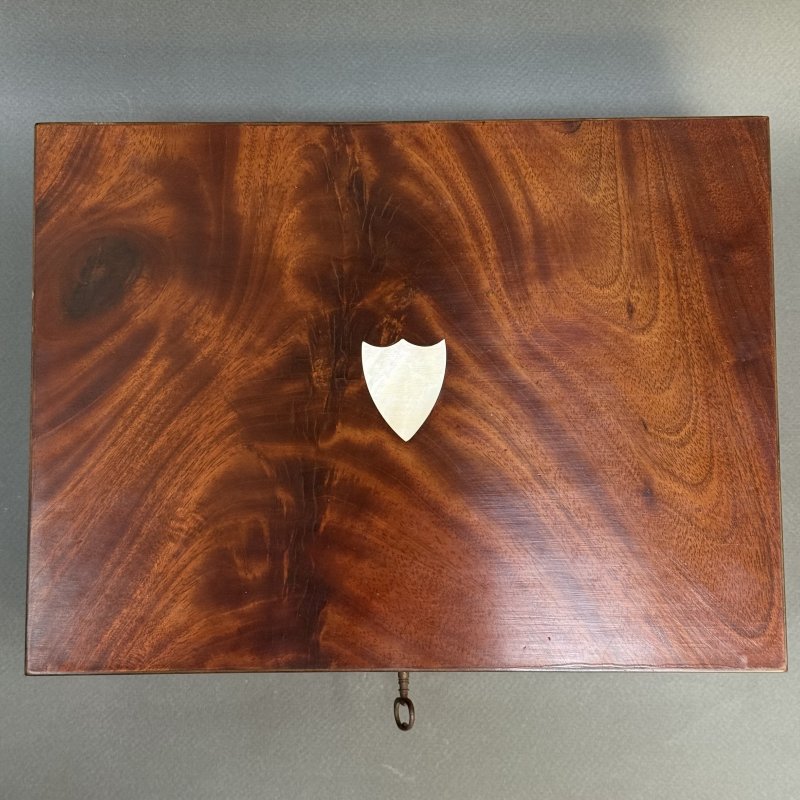 Шитьевой набор и несессер дорожный Palais Royal ( Пале Рояль) Франция 1780-1810 г