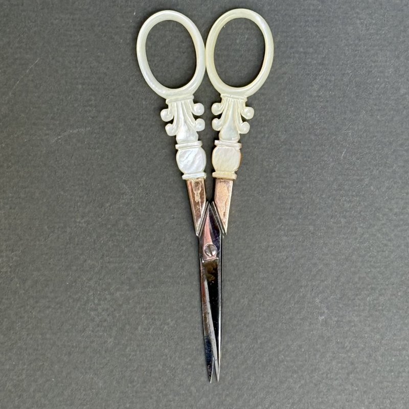 Шитьевой набор и несессер дорожный Palais Royal ( Пале Рояль) Франция 1780-1810 г