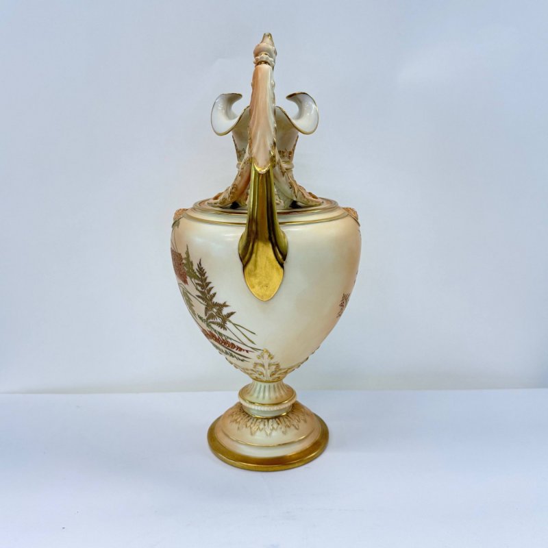  Большой старинный  кувшин