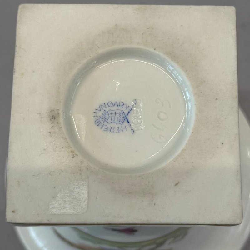 Ваза на лапках  Herend 1960-70 гг