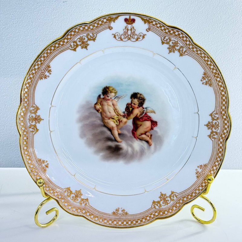 Тарелка из сервиза для великого князя Александра Александровича, будущего императора Александра III ИФЗ