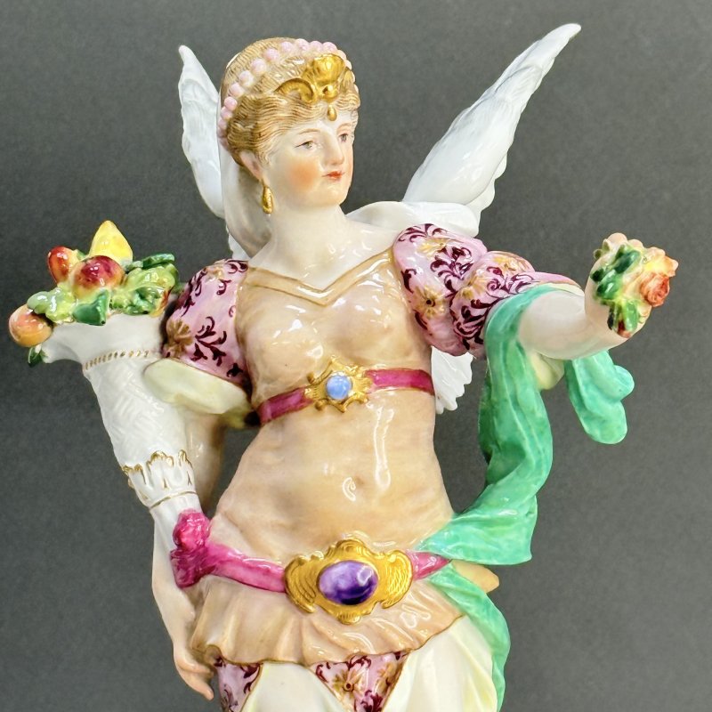 Статуэтка Фортуна на пьедестале Германия 1880-1890 гг