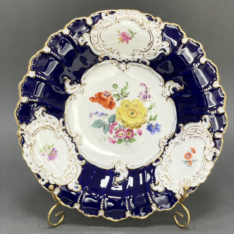 Блюдо с кобальтовым крытьем Meissen