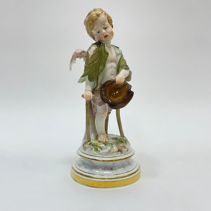 Фигурка Купидон в образе нищего модель Генриха Швабе Meissen 1830-1870 Германия